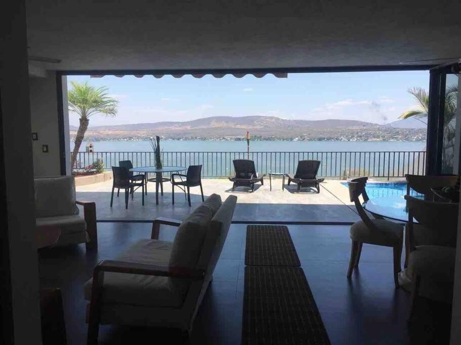 Vistalago Villa Tequesquitengo Exteriör bild
