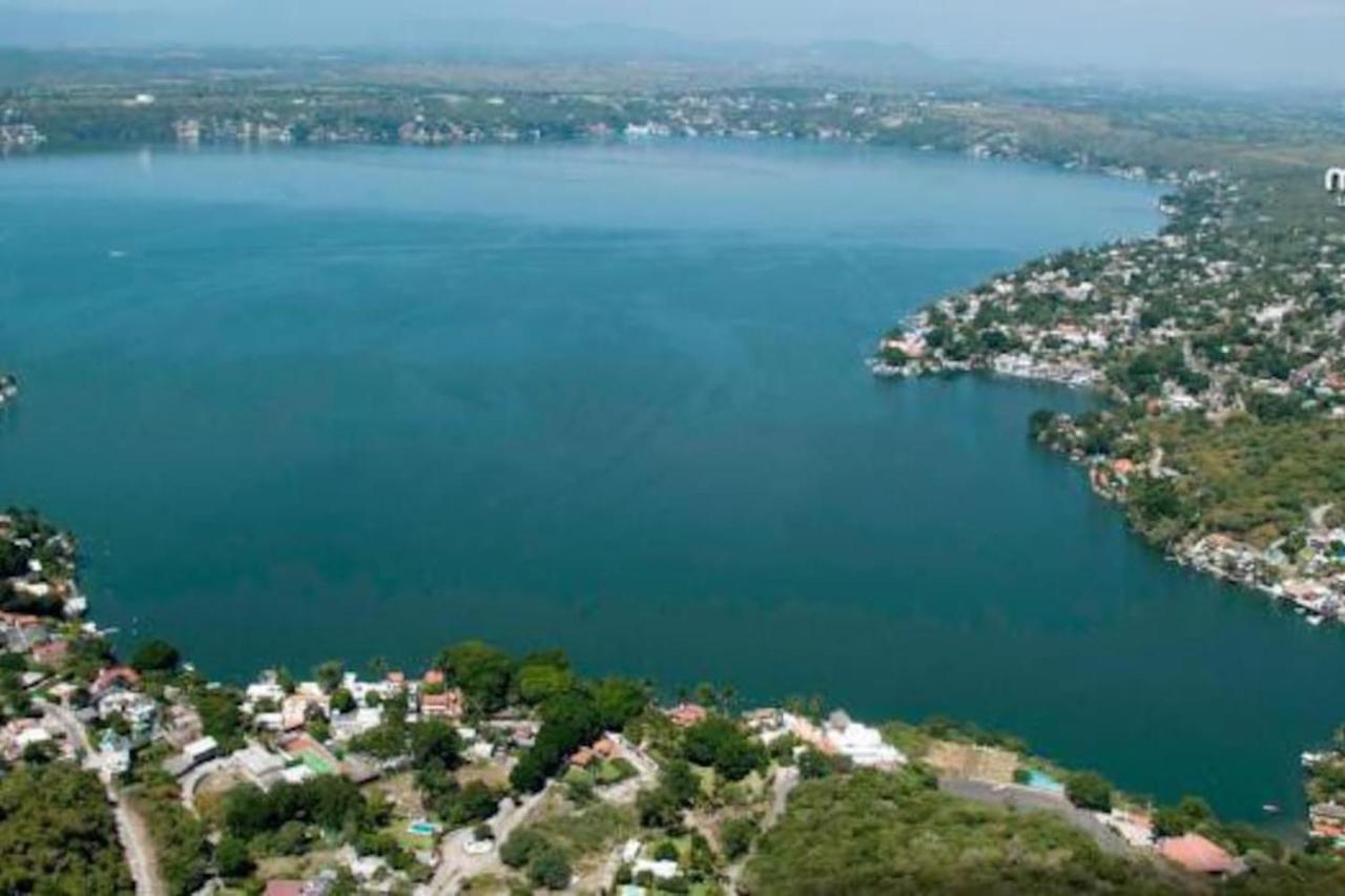 Vistalago Villa Tequesquitengo Exteriör bild