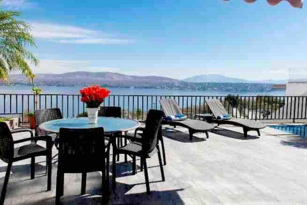 Vistalago Villa Tequesquitengo Exteriör bild